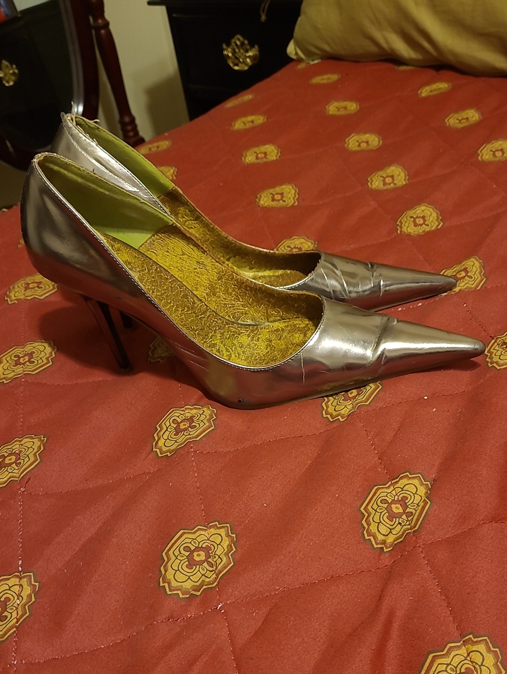 Shoes - Picture 4 of 4